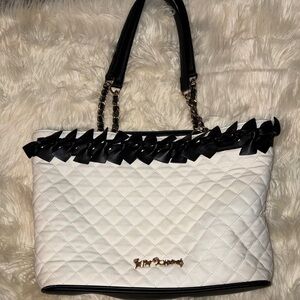 Betsy Johnson White Quilted Tote with Black Ribbon